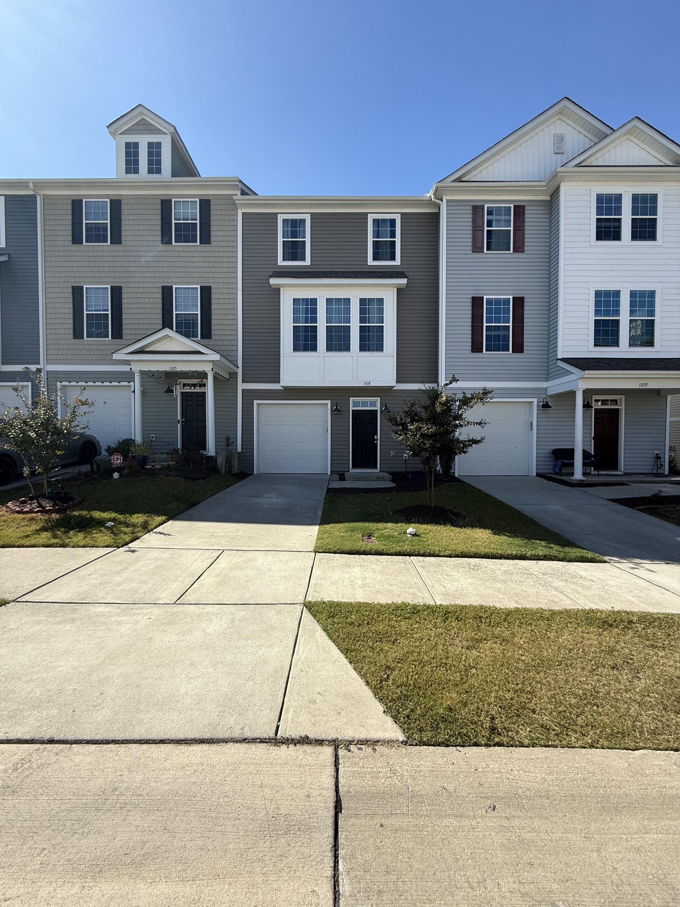 1107 Myers Point Dr - 1