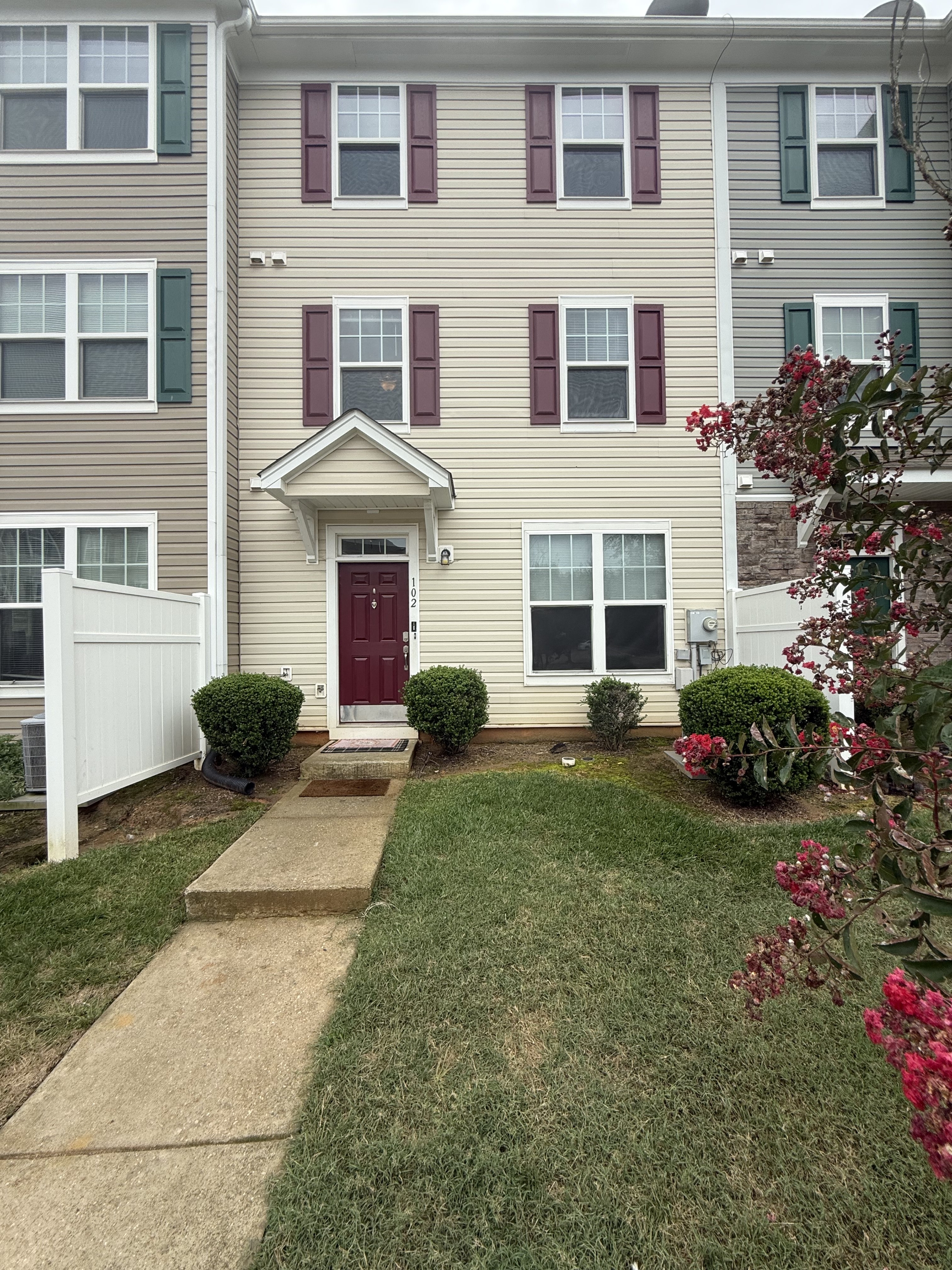 11100 Gwynn Oaks Dr- 102