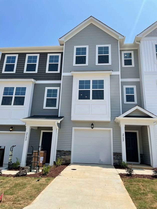 2722 Burgundy Star Drive - 1