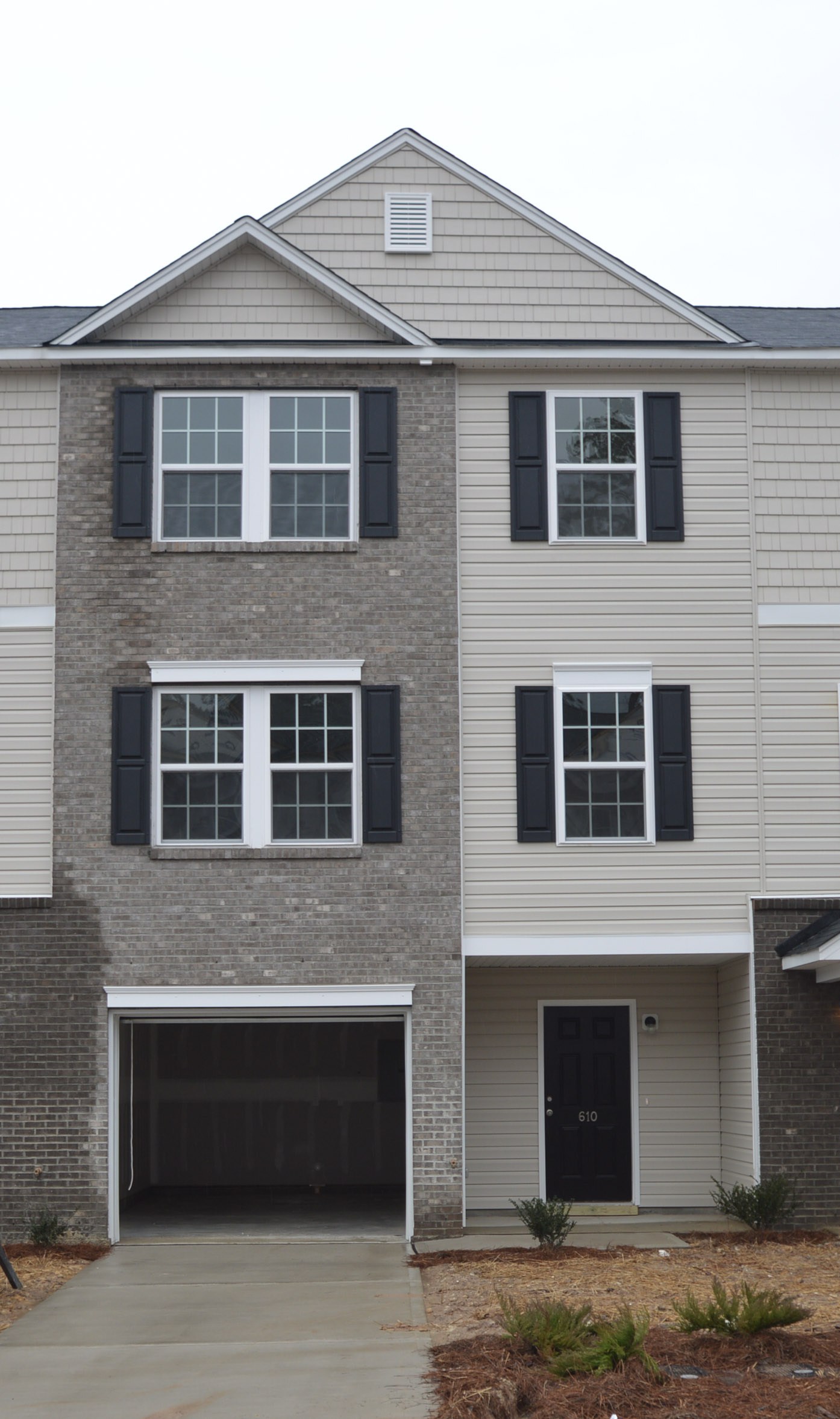 610 Minnestott Way - 1