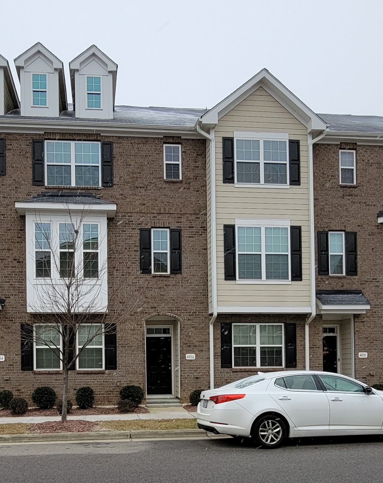 4018 Kentworth Drive - 1