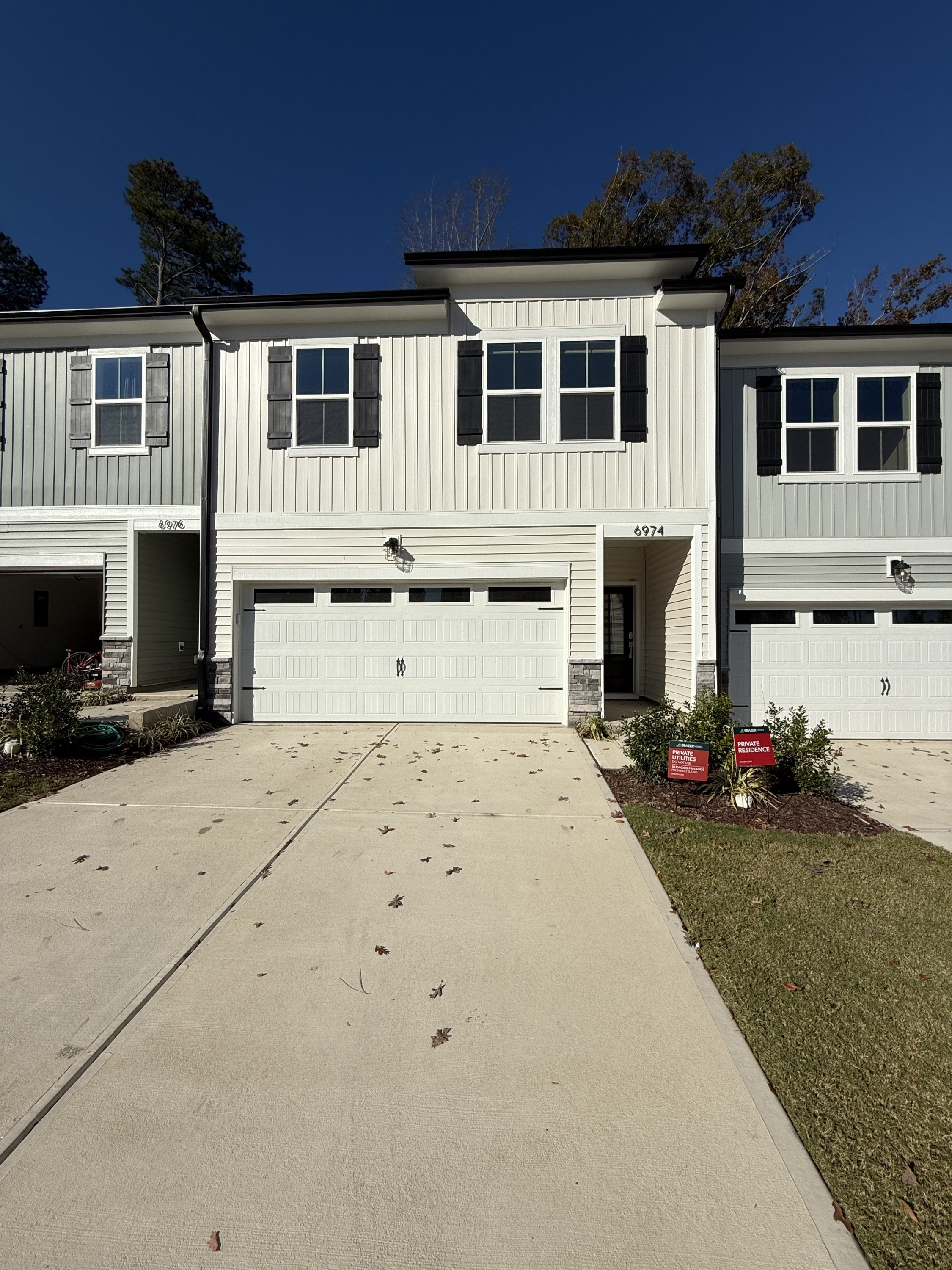 6974 Doddridge Ln - 1